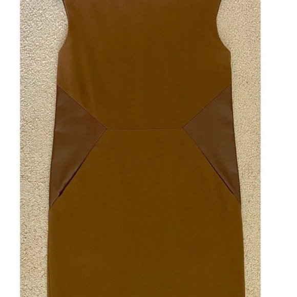 Lafayette 148 shift style crew neck dress with pockets - Picture 15 of 17